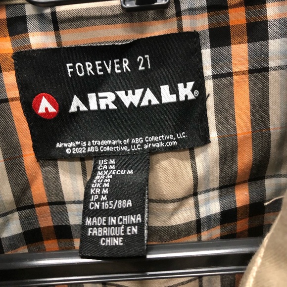 Limited edition Forever 21 X Airwalk patch jacket - Picture 2 of 9
